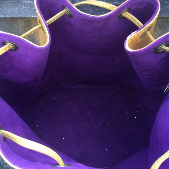 Louis Vuitton Petit Epi Noe Bucket Bag - Picture 5 of 8